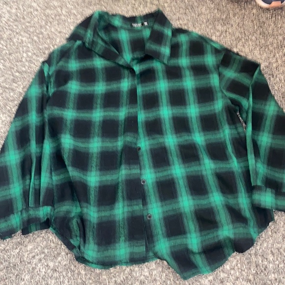 SHEIN Tops - Shein curve green plaid button down